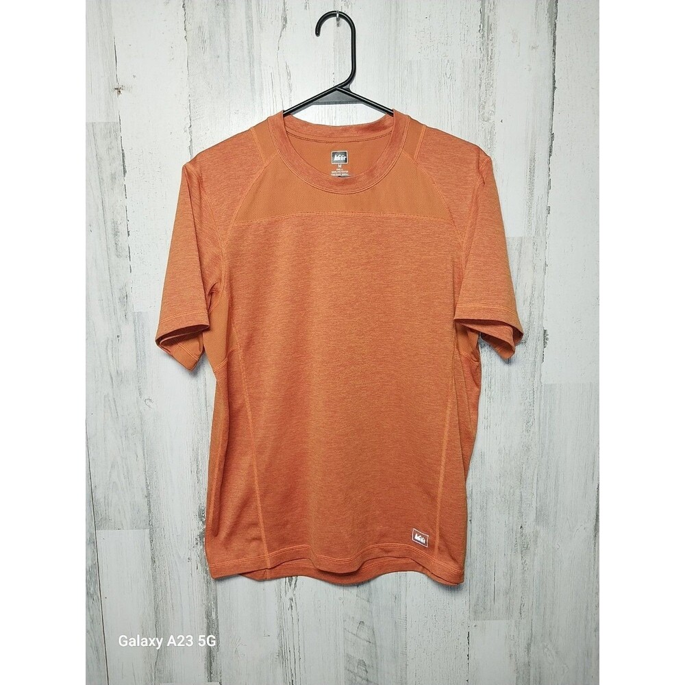 REI Men's Medium Orange Performance Tee Shirt